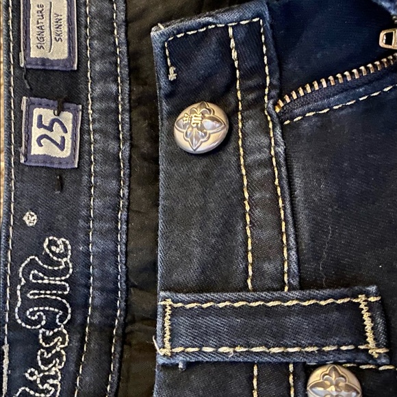 Miss Me Dark Wash Skinny Jeans - Picture 5 of 7